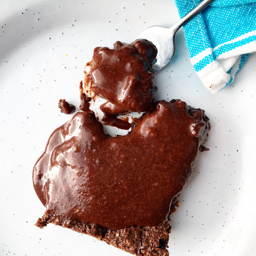 gluten free brownies with chocolate frosting