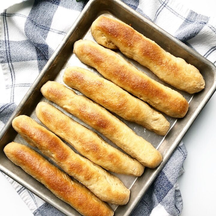 Copycat Olive Garden Breadsticks